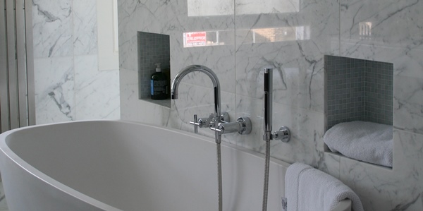 Polished Statuario marble bathroom tiles