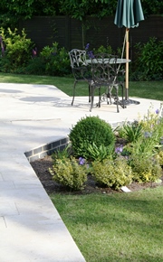 Ampilly French Limestone patio