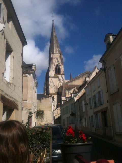 Le Puy Notre Dame - French tuffeau limestone