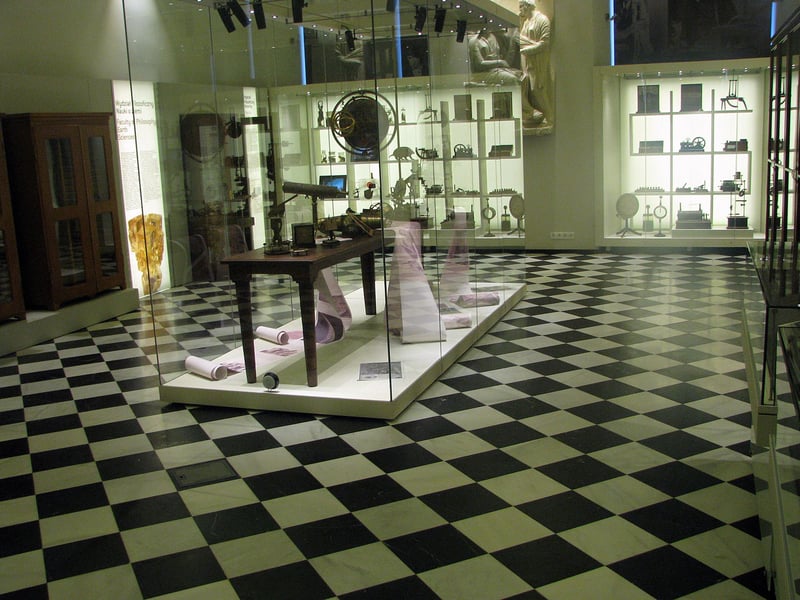 Blanco Macael and Nero Marquina Spanish flooring black and white marble floor tiles